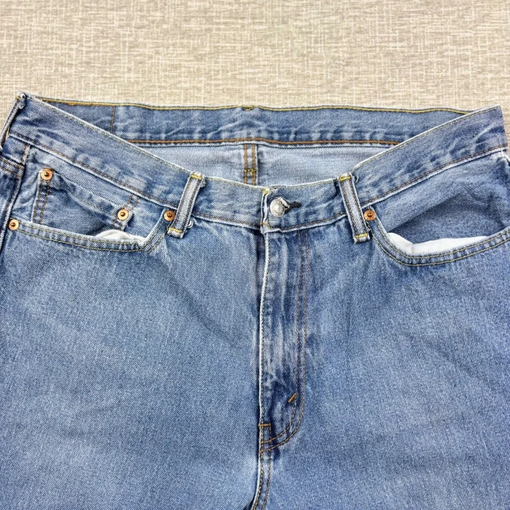 Levis 505 Mens 34x27 Light Distress Jeans Thigh Fade ** Vintage Style ** Denim
